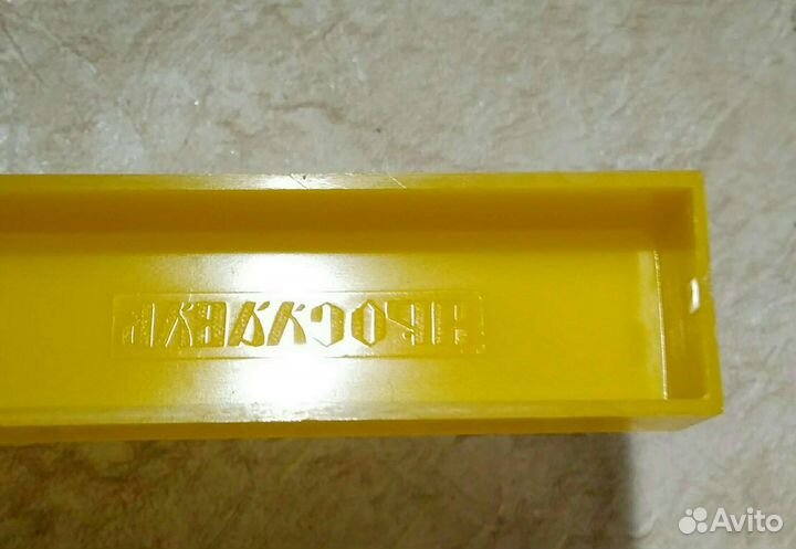 Перьевая ручка в футляре с уникальной надписью