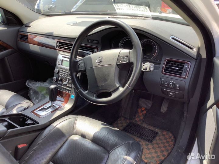 Вольво XC70-2 3.2 2008 По запчастям. Из Японии