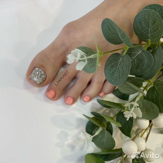 Модели на полный педикюр