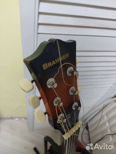 Акустическая гитара Brahner