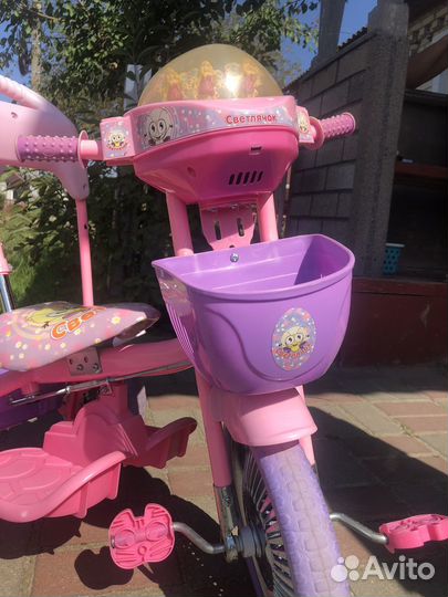 Детский велосипед с ручкой