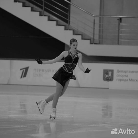 Тренер по фигурному катанию