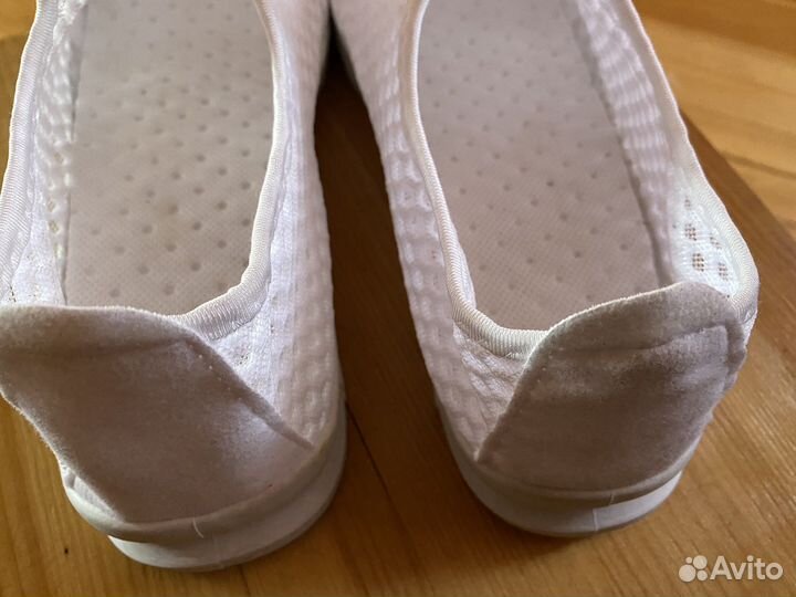 Спортивная обувь