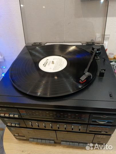 Стерео система с виниловым проигрывателем