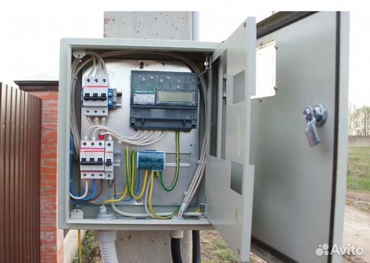 Электрик. Установка розеток. Замена электрики