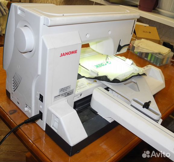 Вышивальная машина janome memory craft 9900