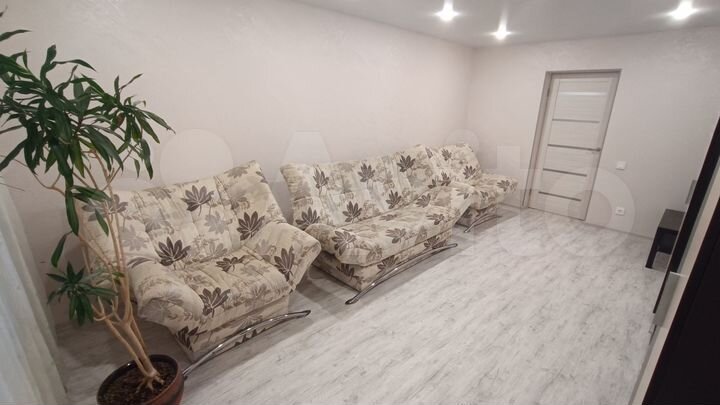 2-к. квартира, 43 м², 4/5 эт.