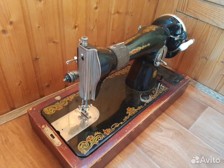 Швейная машинка