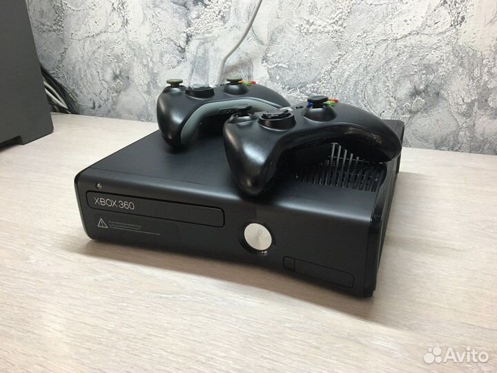 Xbox 360S freeboot + 60 игр