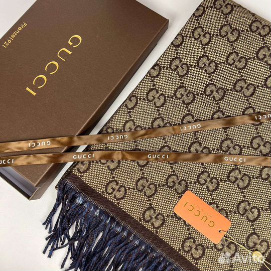 Шарф палантин Gucci