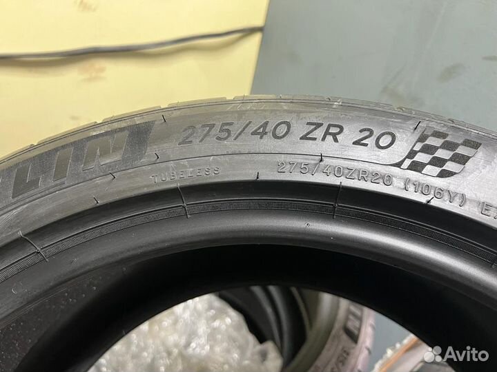 Michelin Pilot Sport 4 275/40 R20 и 315/35 R20 110Y