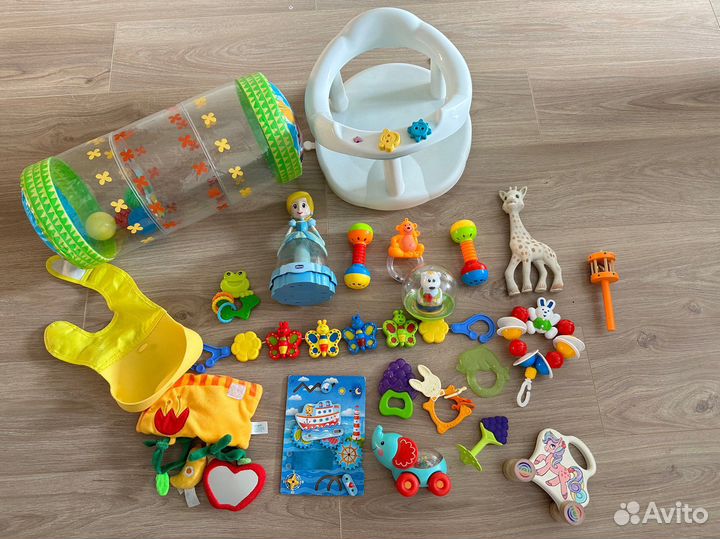 Развивающие игрушки для новорожденных пакетом
