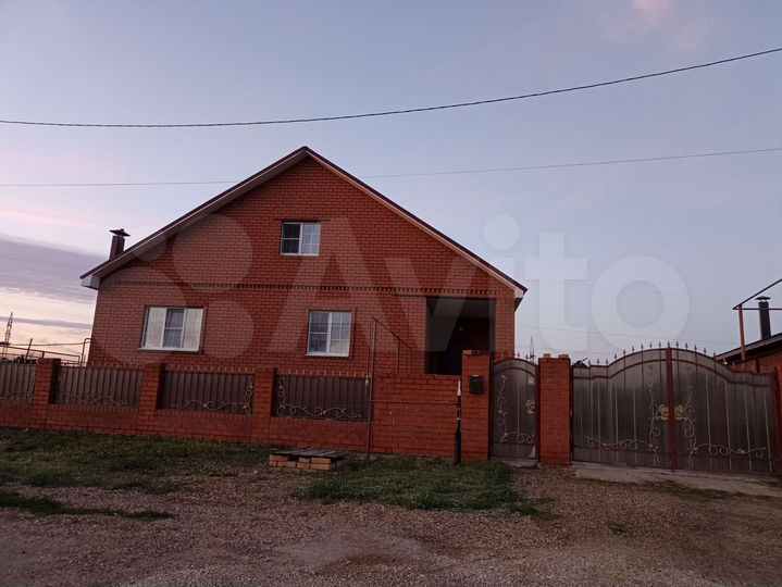 Дом 160 м² на участке 10 сот.