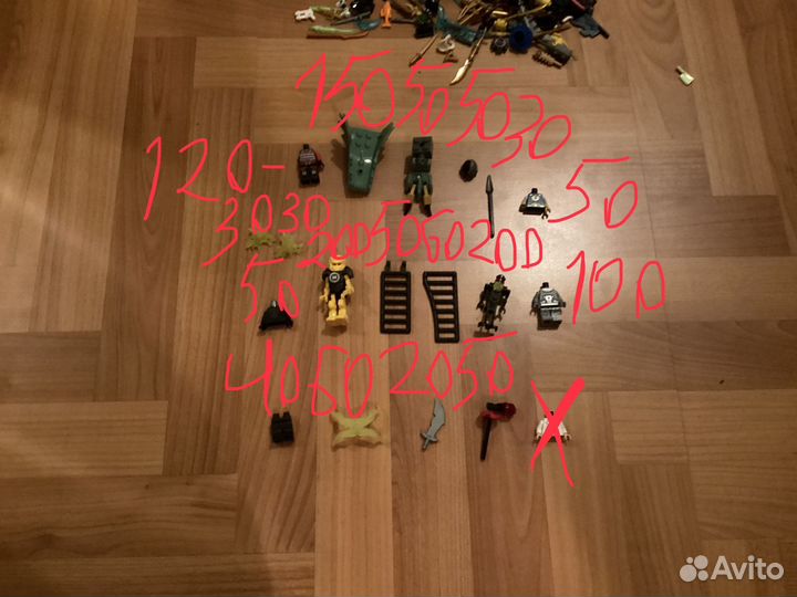 Лего фигурки и аксесуары