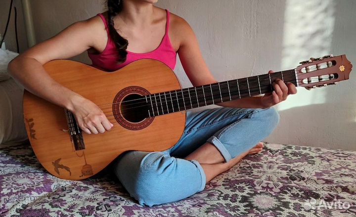 Классическая гитара yamaha C40