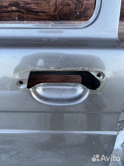 Левая дверь niva urban