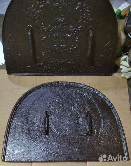 Старинная чугунная печная заслонка