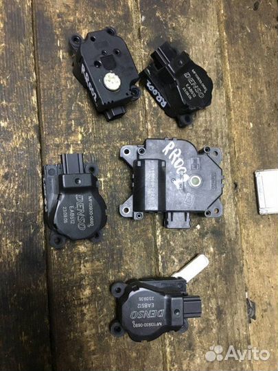 Заслонка печки Land Rover Range Rover Sport L320