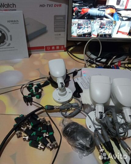 Готовые уличные комплекты видеонаблюдения HiWatch