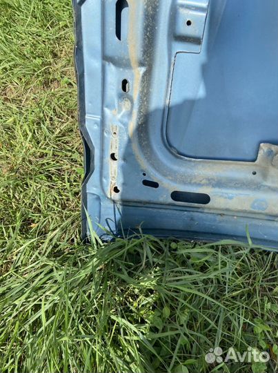 Капот chrysler voyager