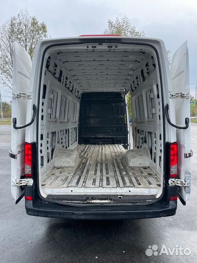 Volkswagen Crafter цельнометаллический, 2018