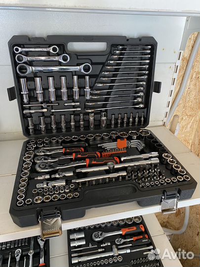 Набор инструментов для авто в кейсе 150 предметов