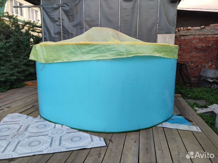 Пластиковый бассейн