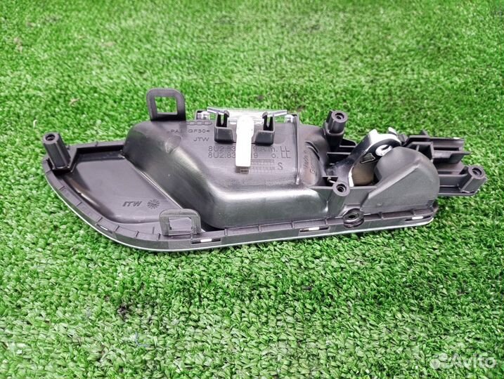 Ручка двери внутренняя передняя левая L