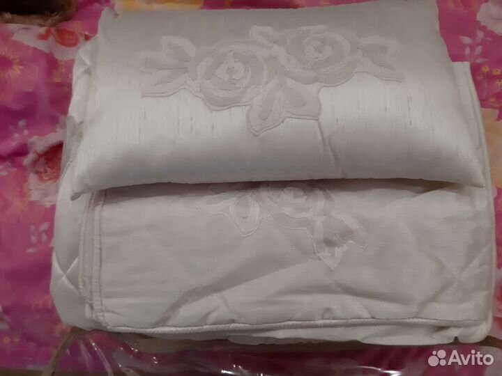 Покрывало и 2 подушки турция