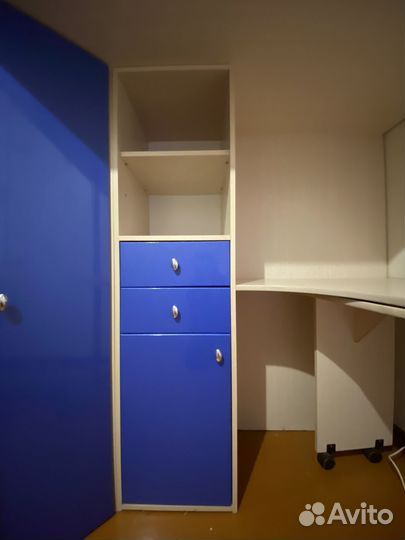 Кровать со шкафом