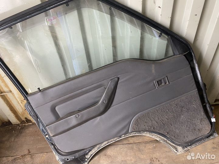 Дверь Делика в сборе