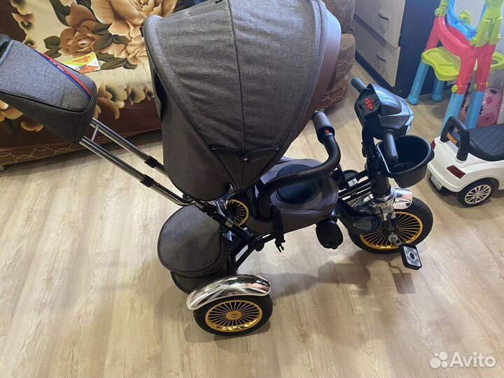 Детский трехколесный велосипед