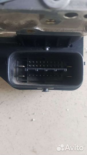 Блок ABS Toyota Land Cruiser Prado 150