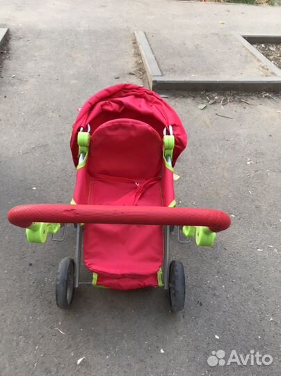 Коляска кукольная