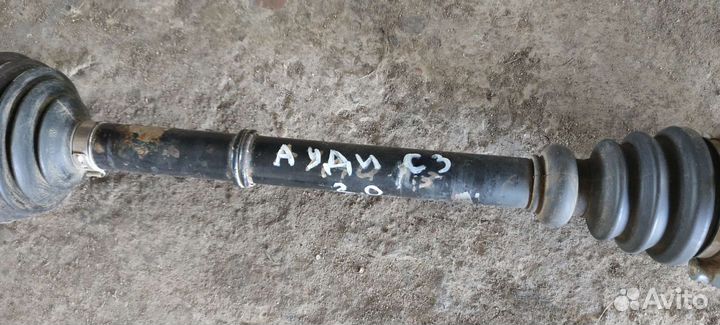 Привод левый и правый на Ауди 100 с3 44к. дв.2,0