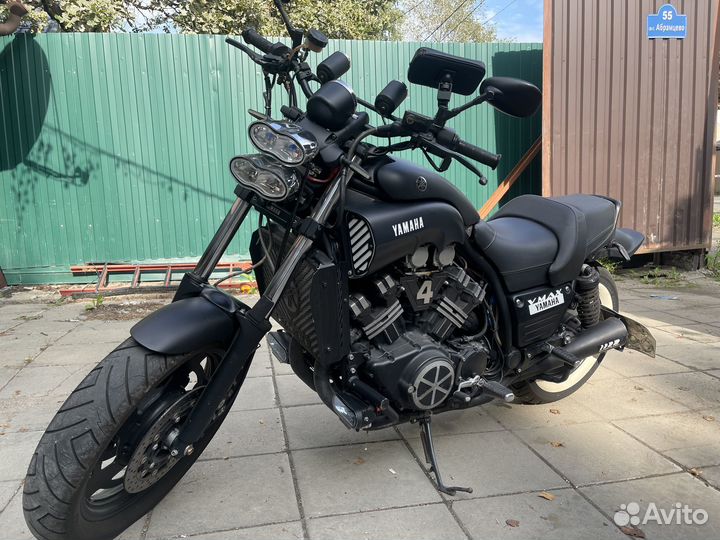 Yamaha v-max 1200