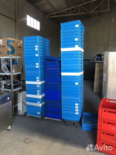 Пластиковый лоток для теста