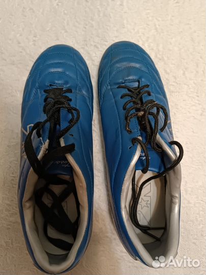 Футбольный буцы размер 42