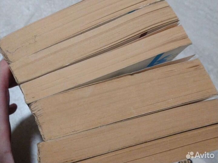 Книги из серии классики и современники