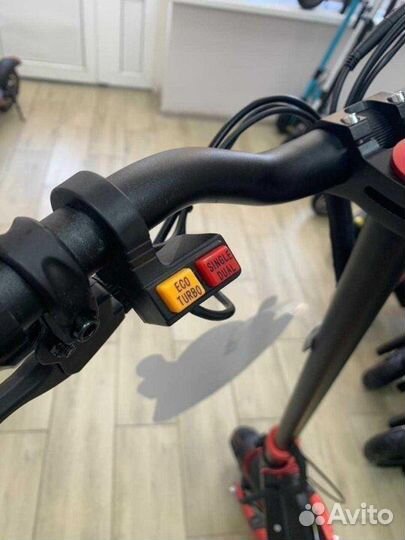 Электросамокат Kugoo G1