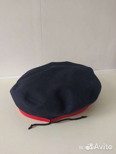 Берет кадетский