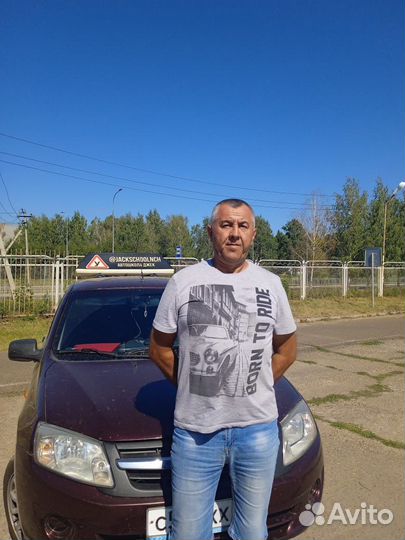 Инструктор по вождению механика