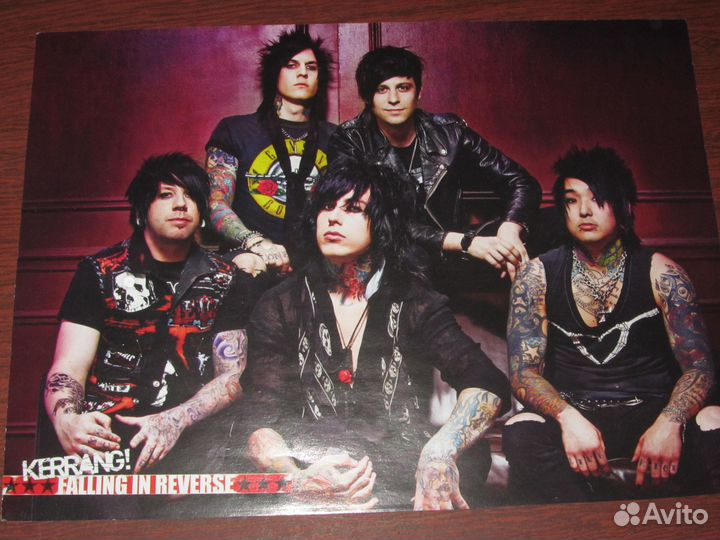 Постеры и журналы Kerrang, Metal Hammer и тд