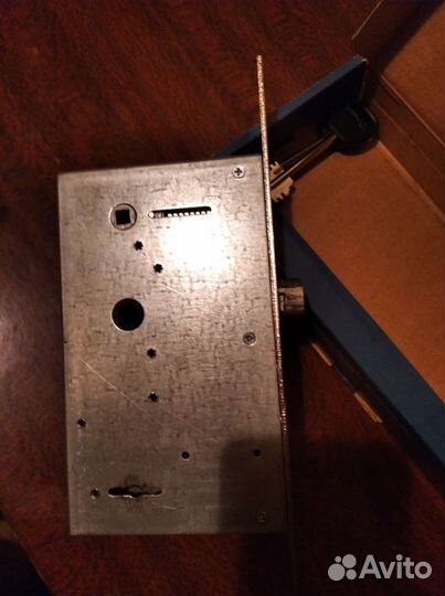 Замок дверной гардиан