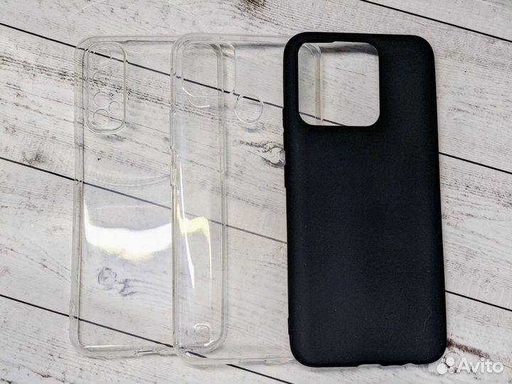 Чехлы и защитные стекла для Realme