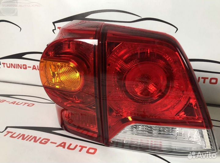 Стоп сигналы Toyota Land cruiser 200