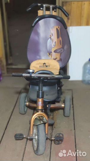 Детский трехколесный велосипед