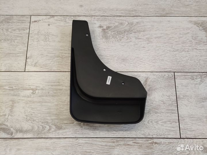 Брызговик передний правый Mazda CX-5 KE 2012-2017