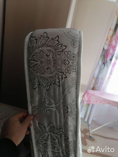 Матрас 160х200 бу