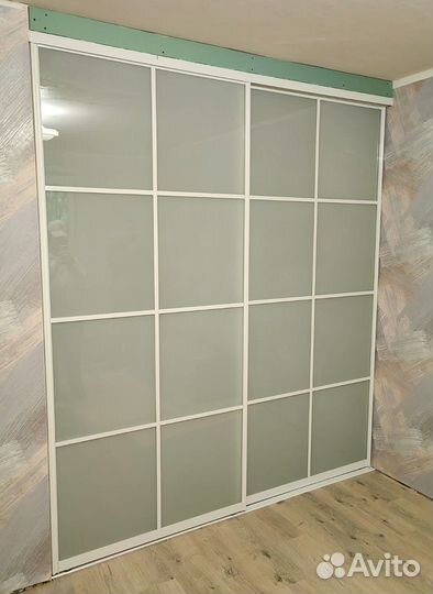 Раздвижные перегородки для зонирования. Двери купе